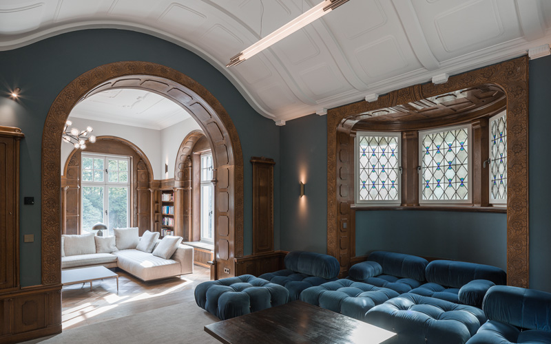 Individuelle Fensterlösung für eine Villa